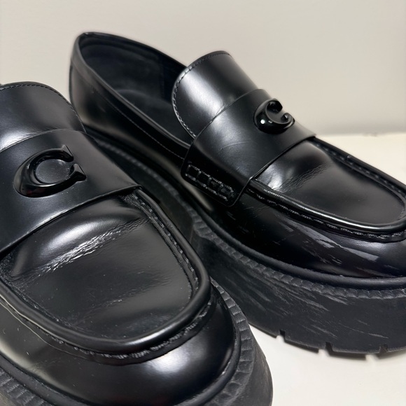 Coach Leah Black Leather Loafer Lug Sole Women’s Size 8.5 Chunky Y2K CB990 Logo - Picture 9 of 10